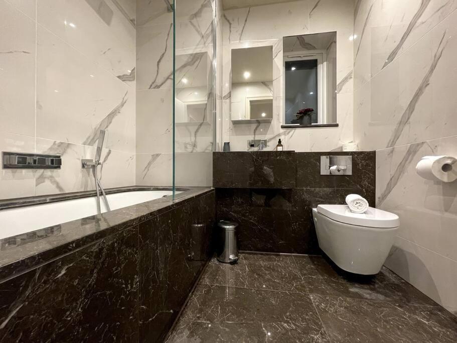 2Br Urban Vista Retreat Chcl F7 Lejlighed Chigwell Eksteriør billede