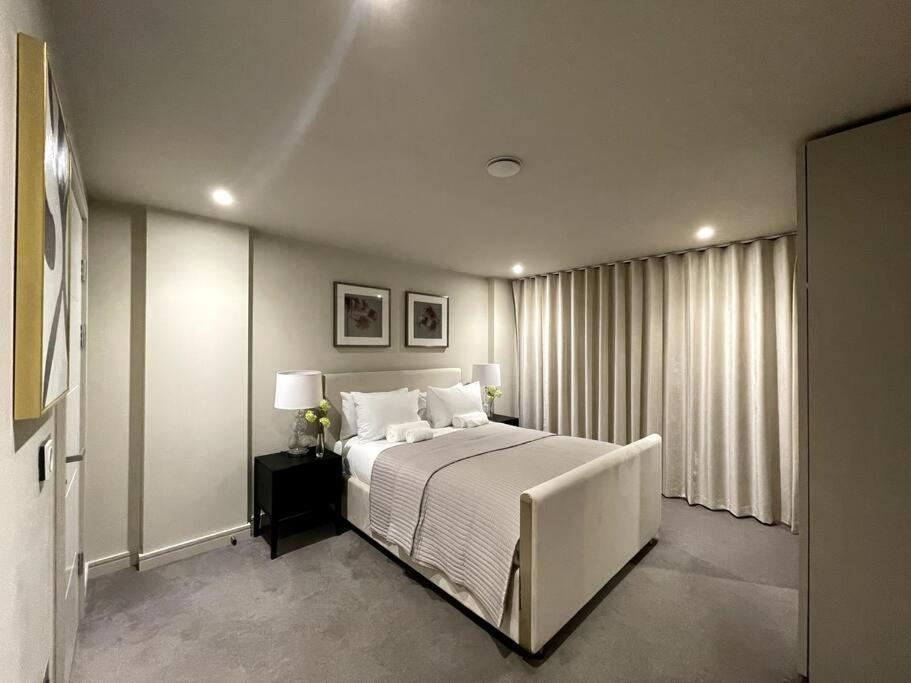 2Br Urban Vista Retreat Chcl F7 Lejlighed Chigwell Eksteriør billede