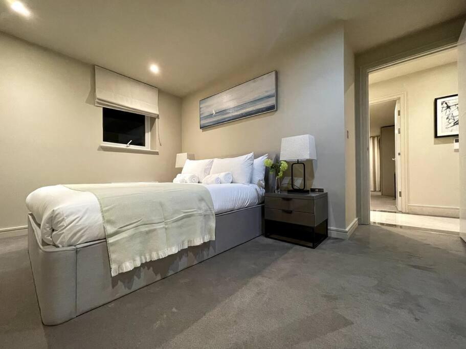 2Br Urban Vista Retreat Chcl F7 Lejlighed Chigwell Eksteriør billede